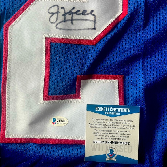 Jim Kelly Autographed Buffalo Bills Football Jersey – Beckett Certified - Picture 4 of 5